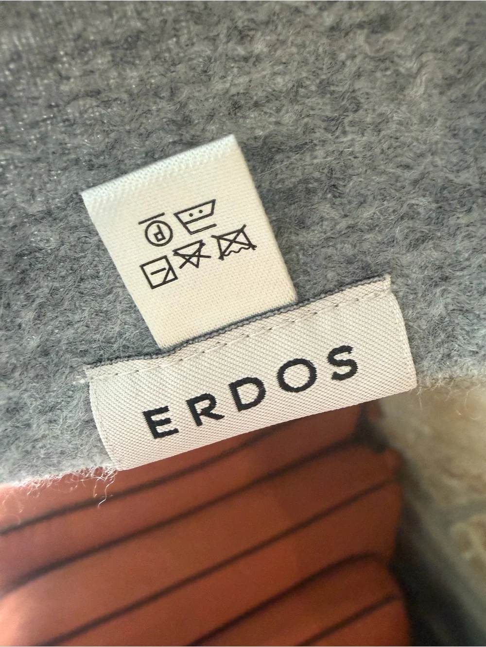 ERDOS Pure 100% pure Cashmere Scarf Gray  Gray Fringe Scarf with Floral Patch